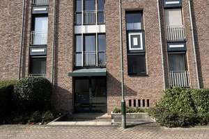 Kaiserswerth: Großzügige, lichtdurchflutete DG‑Maisonette mit Loggia und Aufzug in Toplage  – Die vollständige Adresse der Immobilie erhältst du vom Anbieter., 40489 Kaiserswerth, Düsseldorf – Vorschaubild 19