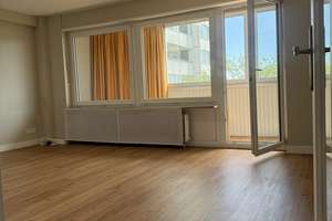 Herrenbach-Spickel: gut geschnittene 3 Zimmer-Wohnung mit Fernblick in guter Lage. Provisionsfrei! – Die vollständige Adresse der Immobilie erhältst du vom Anbieter., 86161 Wolfram-und Herrenbachviertel, Augsburg – Vorschaubild 18