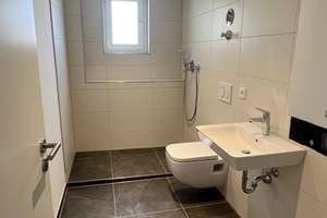 Lichtdurchflutete, kernsanierte Wohnung mit Wohlfühlcharakter – Von-Richthofen-Str. 39, 86159 Hochfeld, Augsburg – Vorschaubild 3