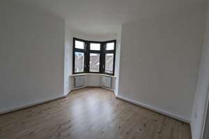 Alltagstaugliche 4,5 Zimmer Wohnung in Wuppertal – Arnoldstr. 1, 42275 Oberbarmen, Wuppertal – Vorschaubild 2