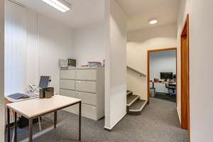 Arbeiten und Wohnen unter einem Dach!
273 qm Gewerbe-/Wohn-/Nfl. und Parkplätze zentral in Itzehoe! – Die vollständige Adresse der Immobilie erhältst du vom Anbieter., 25524 Itzehoe – Vorschaubild 8