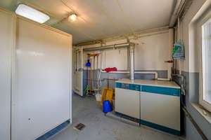 Stilvolles Einfamilienhaus mit großem Entwicklungspotenzial und Doppelgarage in sonniger Hanglage – Die vollständige Adresse der Immobilie erhältst du vom Anbieter., 75181 Eutingen, Pforzheim – Vorschaubild 16