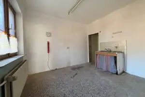 ***Viel Raum für wenig Geld – Ihr perfektes Ein- bis Zweifamilienhaus mit kleinem Garten*** – Uelzen (Kreis) – Vorschaubild 3