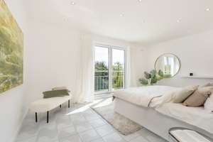 Villa in TOP LAGE von Düsseldorf-Kaiserswerth mit Geschichte und vielfältigen Nutzungsmöglichkeiten – Die vollständige Adresse der Immobilie erhältst du vom Anbieter., 40489 Kaiserswerth, Düsseldorf – Vorschaubild 40