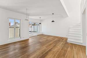 Dachgeschoss im urban Hotspot von Kreuzberg mit Galerie und Terrasse – Die vollständige Adresse der Immobilie erhältst du vom Anbieter., 10999 Kreuzberg, Berlin – Vorschaubild 2