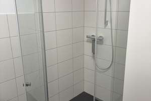 2-Zimmer-Dachgeschoß Wohnung mit Balkon in Rostock (Möbelübernahme gegen Ablöse bindend) – Lagerlöfstr. 1, 18106 Evershagen, Rostock – Vorschaubild 8
