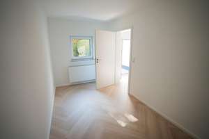 Erstbezug, direkter Waldzugang & Design: freistehendes Haus mit 7 Stellplätzen und Luxus-Ausstattung – Dorstener Str. 376c, 44809 Hofstede, Bochum – Vorschaubild 15
