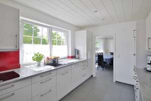 Großzügiges Einfamilienhaus mit vermieteter Maisonette-Einliegerwohnung in Karlsruhe-Grötzingen – Die vollständige Adresse der Immobilie erhältst du vom Anbieter., 76229 Grötzingen, Karlsruhe – Vorschaubild 9