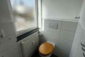 Gepflegte 1 Zi .-Wohnung im DG mit Küchenzeile und Kellerraum in 70469 Stgt.-Feuerbach, WM: 455€ – Feuerbacher Talstr. 59, 70469 Feuerbacher Tal, Stuttgart – Vorschaubild 28