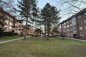 Erstbezug nach Sanierung, 3,5-Zimmer Erdgeschosswohnung mit Terrasse in Hamburg-Öjendorf