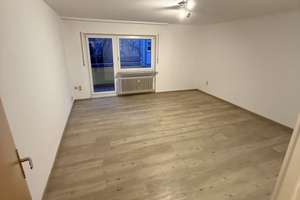 Gepflegte 4-Zimmer-, Balkon- Wohnung in Mannheim-Neckarstadt, Studierende oder Berufstätige  – Die vollständige Adresse der Immobilie erhältst du vom Anbieter., 68169 Neckarstadt-West, Mannheim – Vorschaubild 3