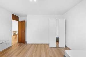 Großzügige 5-Zimmer-Wohnung mit Balkon, Garage – 93057 Reinhausen, Regensburg – Vorschaubild 13