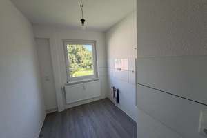 Frisch renoviert mit Balkon – schöne 3-Zimmer-Wohnung in Thiede – 38239 Thiede, Salzgitter – Vorschaubild 5