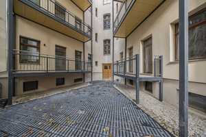 Property thumbnail 16