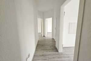 Alles schick! 2-Zimmer-Wohnung mit Balkon – Alt Fermersleben 15b, 39122 Magdeburg – Vorschaubild 1