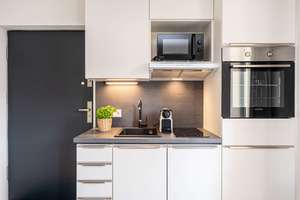 First occupancy: completely renovated studio apartment with garden in a new building in Berlin – Die vollständige Adresse der Immobilie erhältst du vom Anbieter., 13053 Alt-Hohenschönhausen, Berlin – Vorschaubild 16