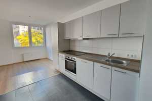 Wohnen im Schwanenquartier / moderne und renovierte 2 Zimmerwohnung inkl. Küche! – Evertsstraße 3, 47798 Krefeld – Vorschaubild 3