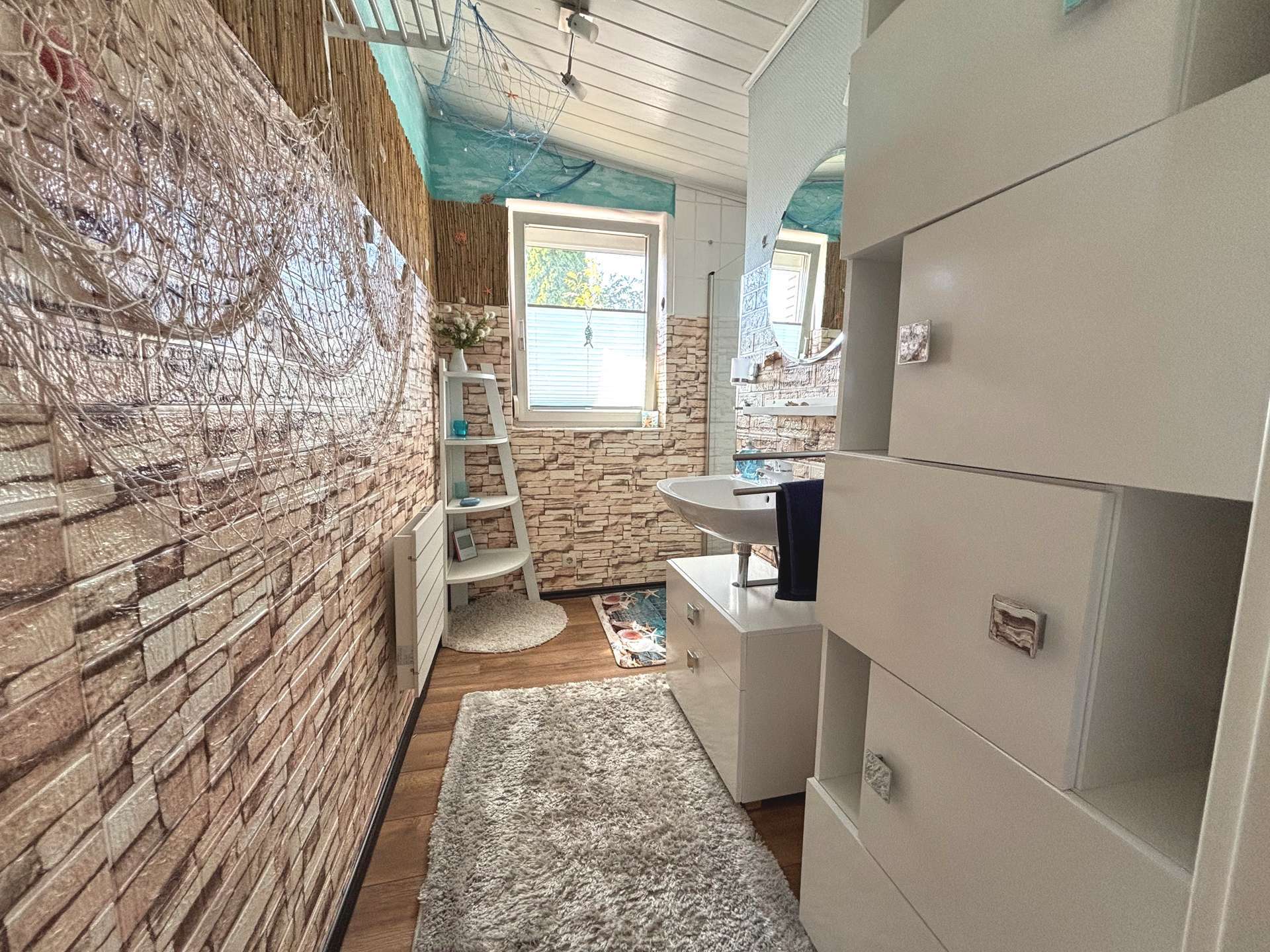 Immobilie in Hohenfelde - Strand, Sonne, Erholung – stilvolles Wochenendhaus nahe der Ostsee in Hohenfelde - Bild 9