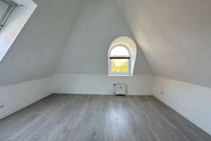 Individuelle Maisonette-Wohnung mit Balkon und TG-Stellplatz – Frohmestraße 68b, 22459 Schnelsen, Hamburg – Vorschaubild 10