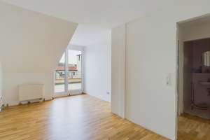 KLIMATISIERTE DG-WOHNUNG in TOP-QUALITÄT nur für KURZZEITVERMIETUNG – Die vollständige Adresse der Immobilie erhältst du vom Anbieter., 71384 Weinstadt – Vorschaubild 14