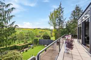 Luxuriöses Architektenhaus mit Spa-Bereich und Parkgrundstück im Rheingau-Taunus – Rheingau-Taunus-Kreis – Vorschaubild 12