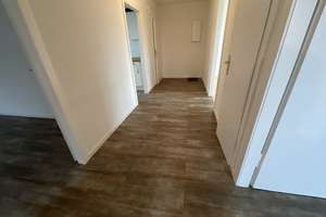 3 Zimmer-Wohnung mit Tageslichtbad und Wanne in zentraler Lage – Krempelsdorfer Allee 24, 23556 Sankt Lorenz Nord, Lübeck – Vorschaubild 6