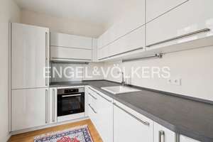 Moderne 3-Zimmer-Wohnung mit Westbalkon und Tiefgaragenstellplatz – Die vollständige Adresse der Immobilie erhältst du vom Anbieter., 14199 Schmargendorf, Berlin – Vorschaubild 8