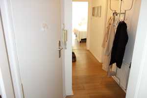 EXKLUSIV LESSINGPLATZ BALKON WANNENBAD EINBAUK. MÖGL. RENOVIERT HELL+RUHIG PARKETT 4. ETAGE/OBERBILK – Lessingstraße 61, 40227 Düsseldorf – Vorschaubild 13