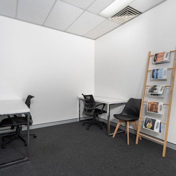 Privater Büroraum für 2 Person in Regus Globe