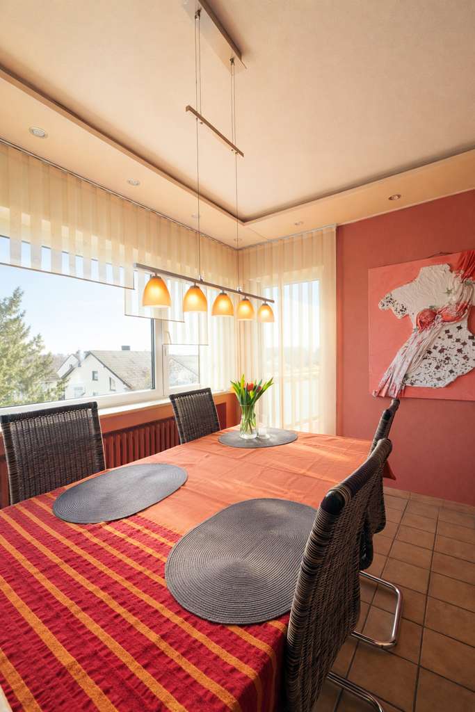 Immobilie in Wetzlar - Gepflegtes Zweifamilienhaus in Wetzlar-Dutenhofen - Bild 4