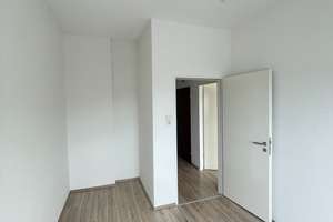 großräumige 2-Zimmer, Diele, Wohnküche, Wannenbad in ruhiger und zentraler Lage Nähe OberbilkerMarkt – Die vollständige Adresse der Immobilie erhältst du vom Anbieter., 40227 Oberbilk, Düsseldorf – Vorschaubild 4