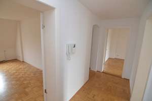 Edle 3-Zimmerwohnung mit Balkon im Dachgeschoss zu verkaufen – 6114 Paulusviertel, Halle (Saale) – Vorschaubild 6