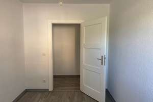 Gemütliche 2-Zimmer-Wohnung in ruhiger, grüner Umgebung – Am Immenhof 4, 38229 Hallendorf, Salzgitter – Vorschaubild 4