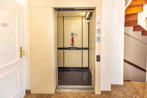 Seltene Gelegenheit - Reiheneckhaus mit Lift und Tiefgaragenstellplatz – München – Vorschaubild 46