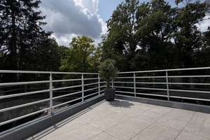 Loftartiges Wohnen in erster Reihe am „Normannenplatz“ – einzigartig, ruhig, uneinsehbar. – Die vollständige Adresse der Immobilie erhältst du vom Anbieter., 81925 Herzogpark, München – Vorschaubild 3