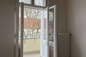 Schöne bezugsfreie 3-Zimmer-Altbauwohnung mit 3 Balkonen und charmanten Altbaudetails! – Machonstraße 17, 12105 Mariendorf, Berlin – Vorschaubild 21