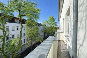 Charmanter Altbau-Rohdiamant mit Balkon & großem Potenzial! Renovierungsbedürftig & Provisionsfrei! – Sommerstraße 8, 13409 Reinickendorf (Ortsteil), Berlin – Vorschaubild 3
