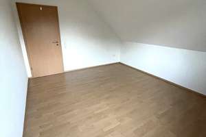 Privat KW70 Doppelhaushälfte mit großen Garten 4 Zimmer in Bümmerstede Trede – Erikaweg 13A, 26133 Bümmerstede, Oldenburg (Oldenburg) – Vorschaubild 25