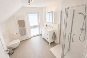 Neuwertiges Traumhaus mit Elbstrandnähe, Smart-Home,  PV, Hamburg & Lüneburg Zentral –provisionsfrei – Die vollständige Adresse der Immobilie erhältst du vom Anbieter., 21039 Altengamme, Hamburg – Vorschaubild 10