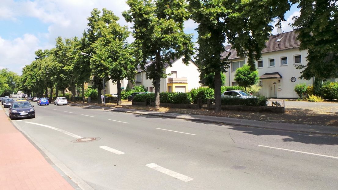 Straßenansicht