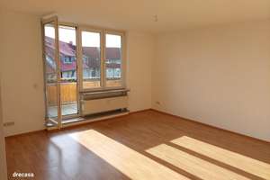 Schöne indivduelle 2-Zi-DG-Whg, Wanne + gr. Balkon – Lugaer Str. 36, 1259 Niedersedlitz, Dresden – Vorschaubild 9