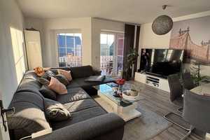 Ansprechende 3-Zimmer-Wohnung mit Balkon und Einbauküche in Wolfsburg – Wolfsburg – Vorschaubild 1