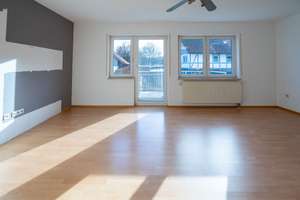 Ihr neues Zuhause in ruhiger Wohnlage – gepflegtes Reihenmittelhaus mit Garten und Garage – Die vollständige Adresse der Immobilie erhältst du vom Anbieter., 89150 Laichingen – Vorschaubild 9
