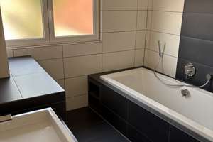 Teilmöbelierte gehobene 2-Zimmer-Wohnung in Zuffenhausen mit Dachterrasse  und Bühne – Marbacher Straße 48, 70435 Zuffenhausen-Mitte, Stuttgart – Vorschaubild 13