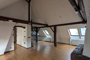 Rustikales Loft-Potenzial unterm Dach: 109 m² für Individualisten mit Kamin & Mansarde – Fontanestraße 12, 47139 Beeck, Duisburg – Vorschaubild 2