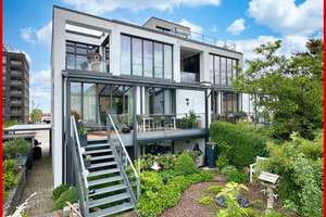 Designerhaus "Twin-Villa"
mit unverbaubarem Wasserblick – Die vollständige Adresse der Immobilie erhältst du vom Anbieter., 24837 Schleswig – Vorschaubild 25