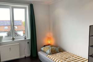 Sehr gepflegte, großzügige und helle 3 ZW mit 2 Balkonen und TL-Bad in Degerloch! – Schöttlestraße 43, 70597 Degerloch (Ortsteil), Stuttgart – Vorschaubild 13