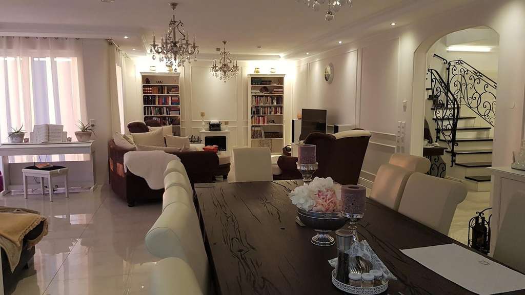 Immobilie in Cleebronn - PROVISIONSFREI: Neuwertige Stadtvilla (A+) - Massiv, gesund & extrem energiesparend - Bild 4