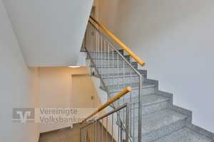 MODERNES 3-FAMILIENHAUS MIT ZWEI GARAGEN UND SOLAR! – Reutlingen (Kreis) – Vorschaubild 13