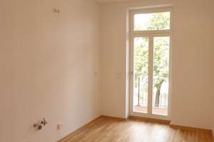 Moderne 2-Raum-Wohnung mit sonnigem Balkon im Leipziger Westen - Denkmalsanierung 2015 !